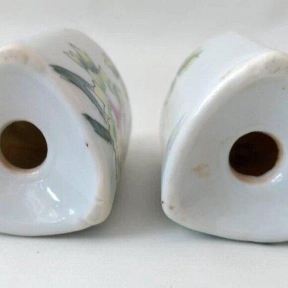 Vintage Ceramic Salt and Pepper Shakers White Gold Handpainted Floral Dining - Picture 6 of 11